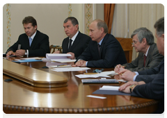 Prime Minister Vladimir Putin meeting with Chevron Chairman and CEO John Watson|17 june, 2010|17:38