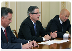 Chevron Chairman and CEO John Watson meeting with Prime Minister Vladimir Putin|17 june, 2010|17:38