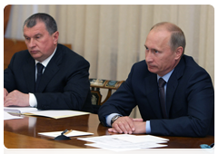 Prime Minister Vladimir Putin meeting with Chevron Chairman and CEO John Watson|17 june, 2010|17:38