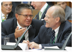 Russian Central Bank first deputy chairman Alexei Ulyukayev and governor of the Central Bank of Sweden Stefan Ingves at the international conference “Central Banks and the Development of the World Economy: New Challenges and Prospects”|18 june, 2010|14:03