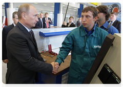 Prime Minister Vladimir Putin touring the Saturn Research & Production Centre in Rybinsk during his visit to the Yaroslavl Region|18 june, 2010|21:28