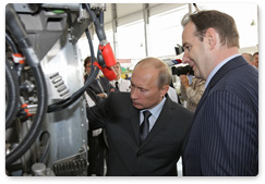 Prime Minister Vladimir Putin tours the Saturn Research & Production Centre in Rybinsk during his visit to the Yaroslavl Region