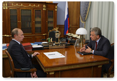 Prime Minister Vladimir Putin holds a meeting with Minister of Industry and Trade Viktor Khristenko