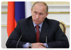 Prime Minister Vladimir Putin at a Government Presidium meeting|21 june, 2010|17:34