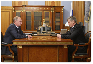 Prime Minister Vladimir Putin meets with Alexander Kibovsky, Head of the Russian Federal Service for the Oversight of Legislation in the Protection of Cultural Heritage