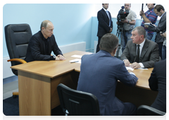 Prime Minister Vladimir Putin at a meeting to discuss natural gas exports to Belarus|24 june, 2010|12:33