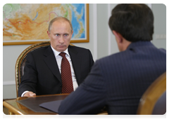 Prime Minister Vladimir Putin meeting with head of the Federal Insurance Supervision Service Alexander Koval|25 june, 2010|17:38