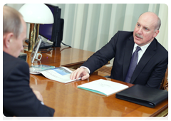 Irkutsk Region Governor Dmitry Mezentsev at a meeting with Prime Minister Vladimir Putin|3 june, 2010|20:50