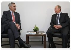 Prime Minister Vladimir Putin meeting with President and CEO of Siemens AG Peter Löscher|30 june, 2010|15:27