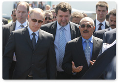 Prime Minister Vladimir Putin and Yemeni President Ali Abdullah Saleh visit the Engineering Technologies-2010 exposition in Zhukovsky near Moscow and the testing grounds where military and civilian technology is shown in action