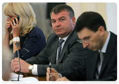 Minister of Telecommunications and Mass Media Igor Shchegolev, Defence Minister Anatoly Serdyukov and Healthcare and Social Development Minister Tatyana Golikova|4 june, 2010|14:48