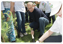 Prime Minister Vladimir Putin visiting Losiny Ostrov National Park in north-east Moscow ahead of Environmentalist’s Day and World Environment Day|5 june, 2010|11:00