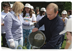 Prime Minister Vladimir Putin visiting Losiny Ostrov National Park in north-east Moscow ahead of Environmentalist’s Day and World Environment Day|5 june, 2010|11:00