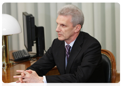 Minister of Education and Science Andrei Fursenko at a meeting with Prime Minister Vladimir Putin|5 june, 2010|13:00