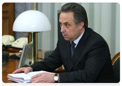 Vitaly Mutko, Minister of Sport, Tourism and Youth Policy, meeting with Prime Minister Vladimir Putin|7 june, 2010|11:09