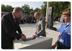 Prime Minister Vladimir Putin and President of the International Olympic Committee (IOC) Jacques Rogge taking part in the foundation stone ceremony for the Russian International Olympic University|7 june, 2010|19:52