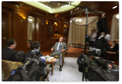 Prime Minister Vladimir Putin gives an interview to Agence France Presse and France 2 television channel ahead of his working visit to France