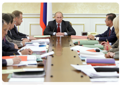 Prime Minister Vladimir Putin at a meeting of the Government Presidium|1 july, 2010|15:00