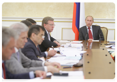 Prime Minister Vladimir Putin at a meeting on federal budget spending on the implementation of federal targeted programmes|1 july, 2010|19:06