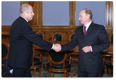 Prime Minister Vladimir Putin meets with Grigory Elkin, head of the Federal Agency for Technical Regulation and Metrology