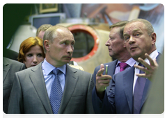 Prime Minister Vladimir Putin in the space exploration museum of the Energia Rocket and Space Corporation|19 july, 2010|16:34