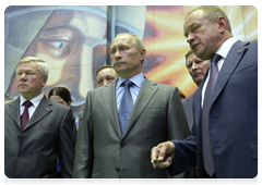 Prime Minister Vladimir Putin in the space exploration museum of the Energia Rocket and Space Corporation|19 july, 2010|16:34