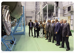 Prime Minister Vladimir Putin inspecting a test and control station at the Energia Rocket and Space Corporation|19 july, 2010|16:34