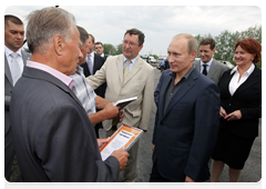 Prime Minister Vladimir Putin on a working visit to the Tambov Region, where he is evaluating the progress made on national agriculture projects|2 july, 2010|18:08