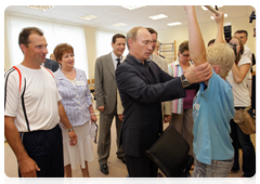 Prime Minister Vladimir Putin visiting a community centre in the village of Tulinovka, Tambov Region|2 july, 2010|20:02