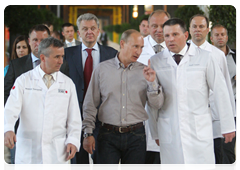 Prime Minister Vladimir Putin at the opening of the Vysota 239 welding shop at the Chelyabinsk Tube Rolling Plant|23 july, 2010|19:37