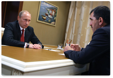 Prime Minister Vladimir Putin meets with Ingush President Yunus-Bek Yevkurov