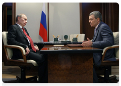 Prime Minister Vladimir Putin meeting with Arsen Kanokov, President of the Kabardino-Balkarian Republic|6 july, 2010|22:38