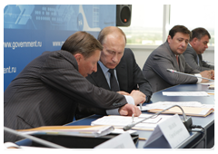 Prime Minister Vladimir Putin during a meeting in the city of Mineralnye Vody on the construction and renovation of airports in Russia|7 july, 2010|16:01