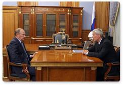 Prime Minister Vladimir Putin meets with head of the Federal Service for Financial Monitoring Yury Chikhanchin