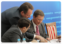 Deputy Prime Minister Sergei Ivanov and Transport Minister Igor Levitin at the meeting on using GLONASS for the social and economic development of the Russian regions|10 august, 2010|21:23