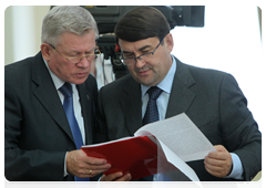 Transport Minister Igor Levitin and Federal Space Agency head Anatoly Perminov at the meeting on using GLONASS for the social and economic development of the Russian regions|10 august, 2010|21:23