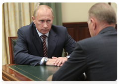 Prime Minister Vladimir Putin at his working meeting with Ryazan Region Governor Oleg Kovalyov|10 august, 2010|22:45