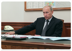 Prime Minister Vladimir Putin at a video conference with Novokuznetsk on relief efforts for the Raspadskaya mine accident|11 august, 2010|16:21