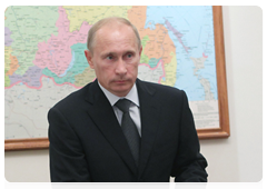 Prime Minister Vladimir Putin at a video conference with Novokuznetsk on relief efforts for the Raspadskaya mine accident|11 august, 2010|17:11