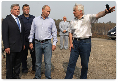 Prime Minister Vladimir Putin visits peat bog fire fighting sites in the Moscow Region’s Kolomna