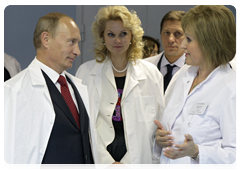 Prime Minister Vladimir Putin visiting a new perinatal clinical centre in Tver|17 august, 2010|18:25