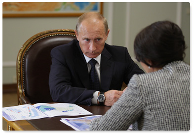 Prime Minister Vladimir Putin holds a working meeting with the head of the Federal Agency for Water Resources Marina Selivyorstova