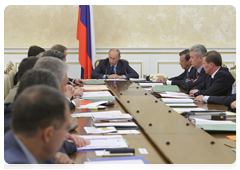 Prime Minister Vladimir Putin at a meeting of the Government Presidium of the Russian Federation|20 august, 2010|18:24