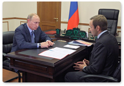 Prime Minister Vladimir Putin meets with Kamchatka Territory Governor Alexei Kuzmitsky