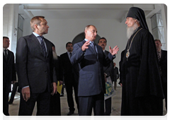 Prime Minister Vladimir Putin visiting the Life-giving Holy Trinity Cathedral in Petropavlovsk-Kamchatsky|25 august, 2010|15:53