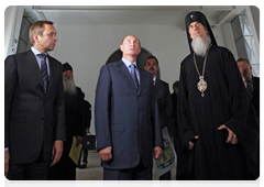 Председатель Правительства России В.В.Путин посетил собор Святой Живоначальной Троицы в Петропавловске-Камчатском|25 августа, 2010|15:53