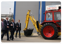 Prime Minister Vladimir Putin at Gazprom’s VNIIGaz research institute, viewing latest developments in gas industry|3 august, 2010|17:25