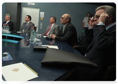 Prime Minister Vladimir Putin at Gazprom’s VNIIGaz research institute, viewing latest developments in gas industry|3 august, 2010|17:25