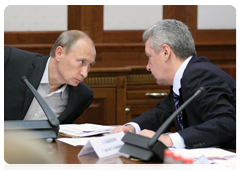 Prime Minister Vladimir Putin chairing a meeting of the Government Commission on High Technology and Innovations|3 august, 2010|18:42