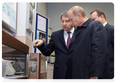 Prime Minister Vladimir Putin visiting a copper smelter at Norilsk Nickel|31 august, 2010|15:34